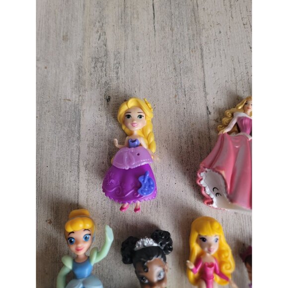 Disney mix princess prince variety toy set xmas tangled pluto rapunzel - Picture 3 of 8